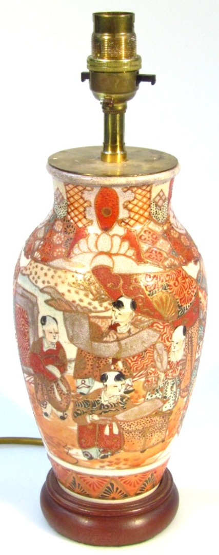 Appraisal: An early thC Japanese Satsuma vase the circular shouldered body