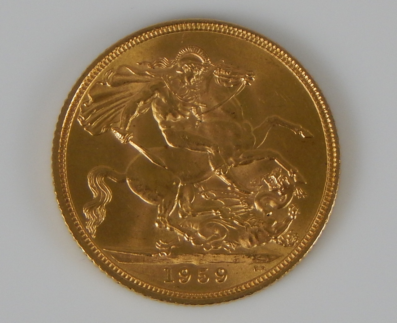 Appraisal: An Elizabeth II full gold sovereign dated