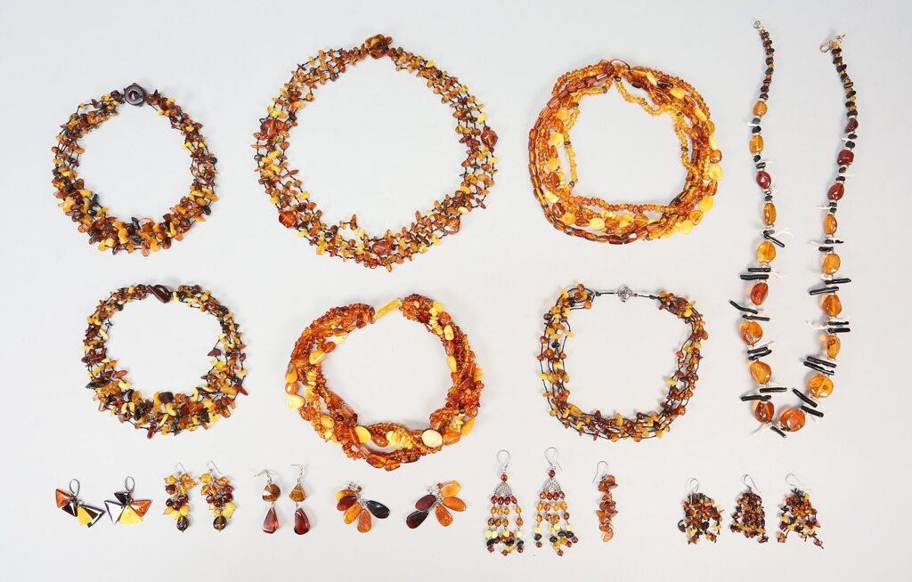 Appraisal: LOT OF AMBER JEWELRYLot of amber and faux amber jewelry