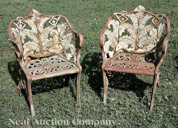 Appraisal: An Antique American Cast Iron Fern Pattern Garden Suite comprising