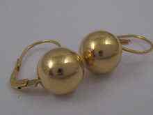 Appraisal: A pair of yellow metal tests carat gold ball earrings