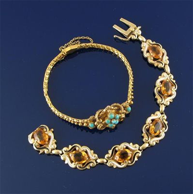 Appraisal: A continental enamelled gold bracelet the shaped links enamelled black