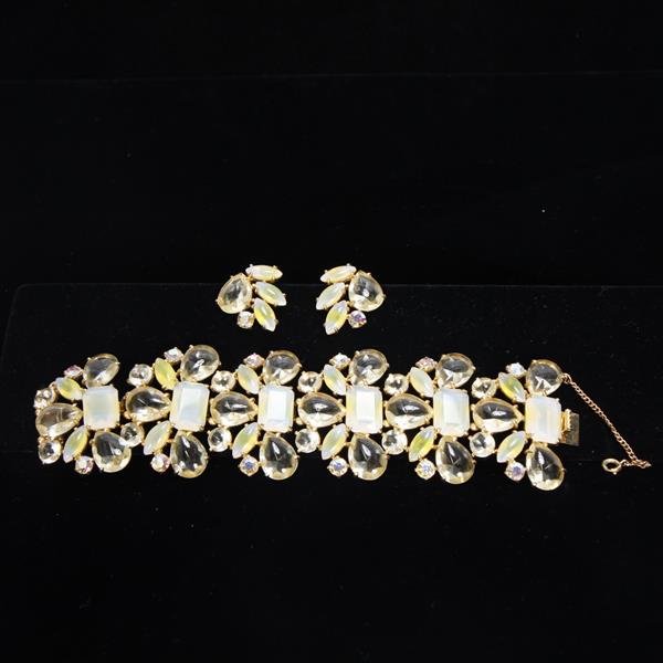 Appraisal: Schiaparelli pc Bracelet Clip Earrings bracelet width bracelet length