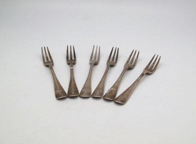 Appraisal: A set of six Victorian silver Hanoverian pattern table forks