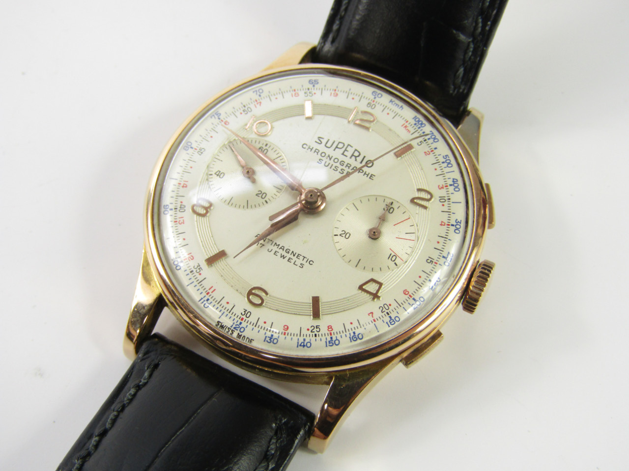 Appraisal: A Superio Chronograph Suisse ct gold cased gentlemans chronograph wristwatch