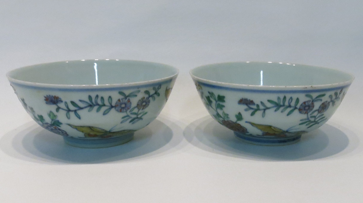 Appraisal: TWO CHINESE PORCELAIN BOWLS the exteriors decorated with floral and