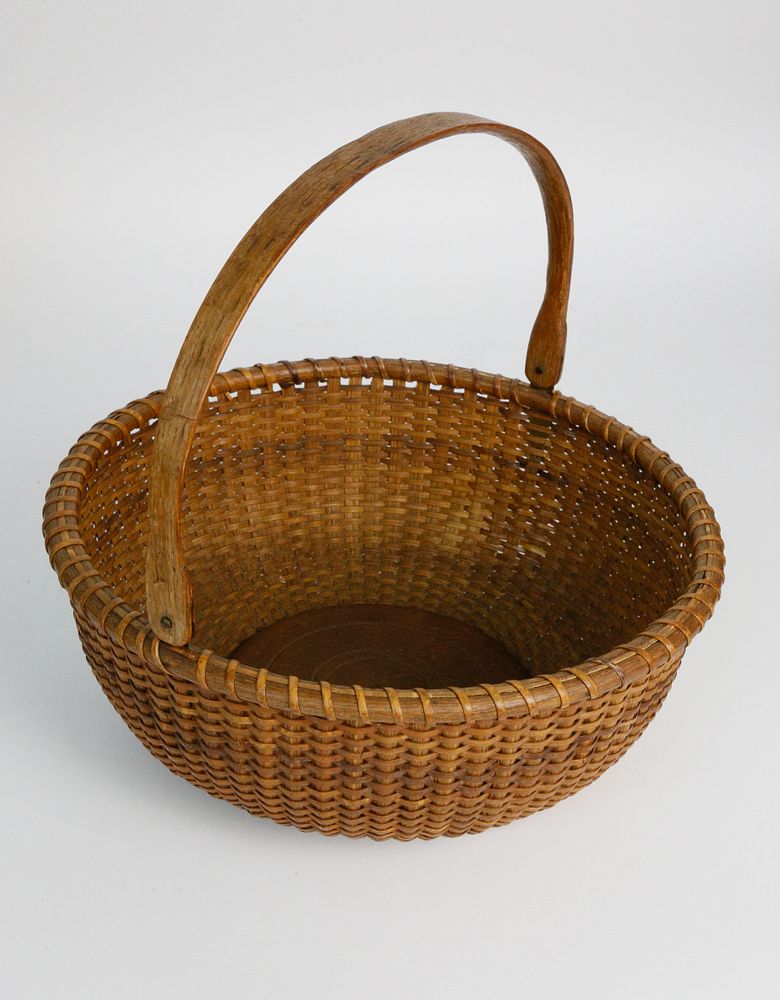 Appraisal: William Appleton Antique Nantucket Round Open Swing Handle Shallow Basket