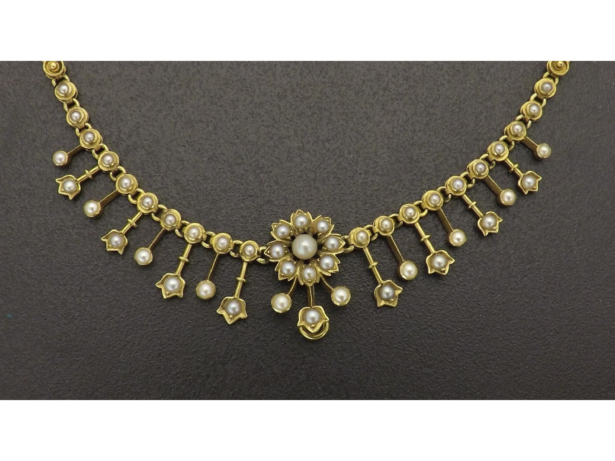 Appraisal: Antique ct seed pearl necklet gm