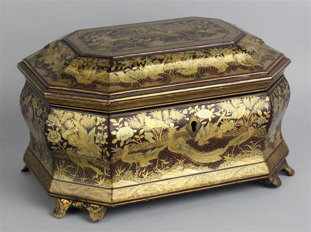 Appraisal: CHINESE EXPORT BLACK AND GOLD LACQUER TEA CADDY TH CENTURY