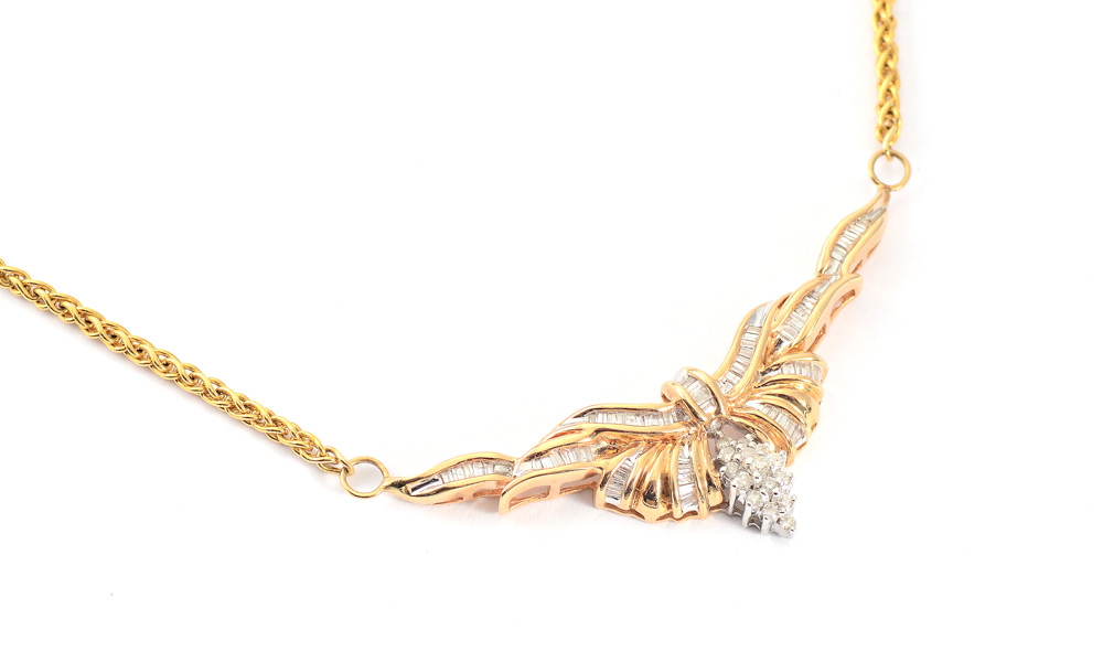 Appraisal: K GOLD DIAMOND NECKLACE K yellow gold necklace of round