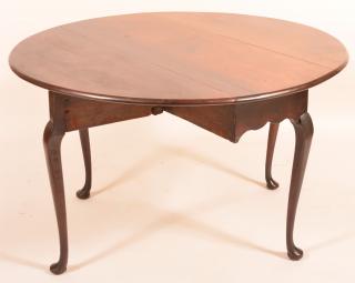 Appraisal: PA Queen Anne Walnut Drop Leaf Table Pennsylvania Queen Anne