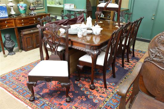 Appraisal: ELEVEN PIECE HEKMAN DINING ROOM SUITE Mahogany and including a