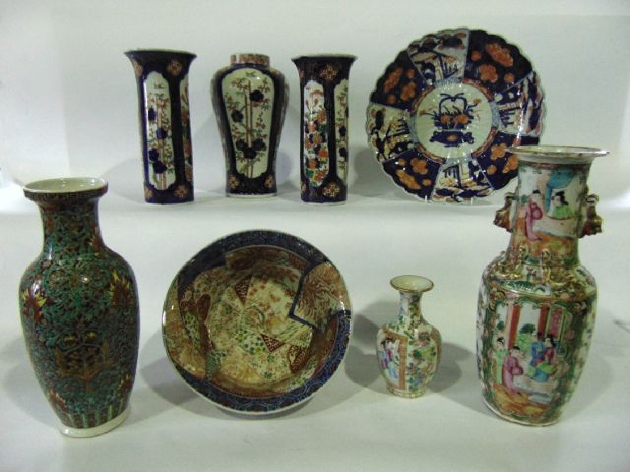 Appraisal: A collection of th century and other oriental ceramics including