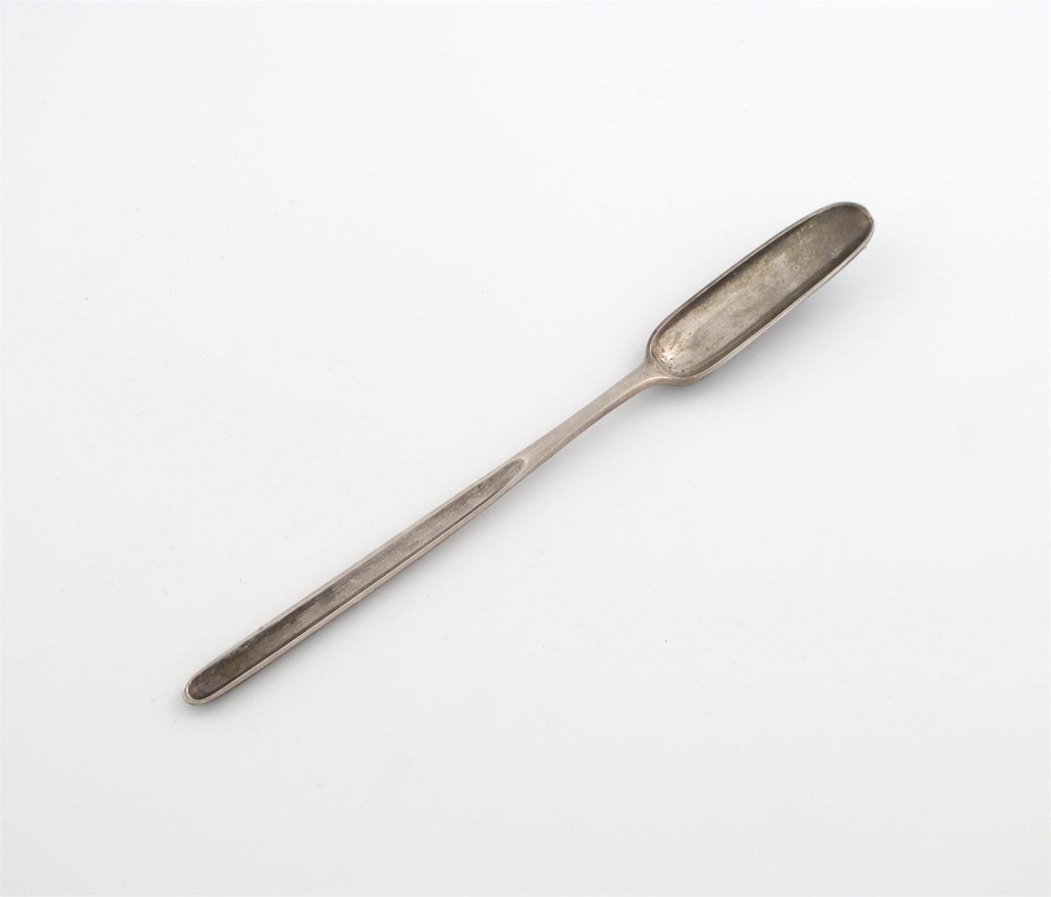 Appraisal: A George III silver marrow scoop