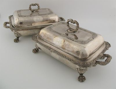 Appraisal: A pair of th century Old Sheffield plated oblong tureens