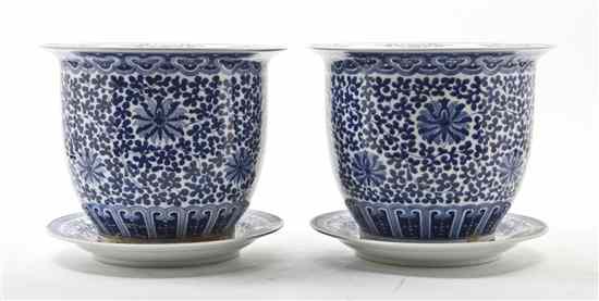 Appraisal: A Pair of Chinese Blue and White Porcelain Jardinieres and