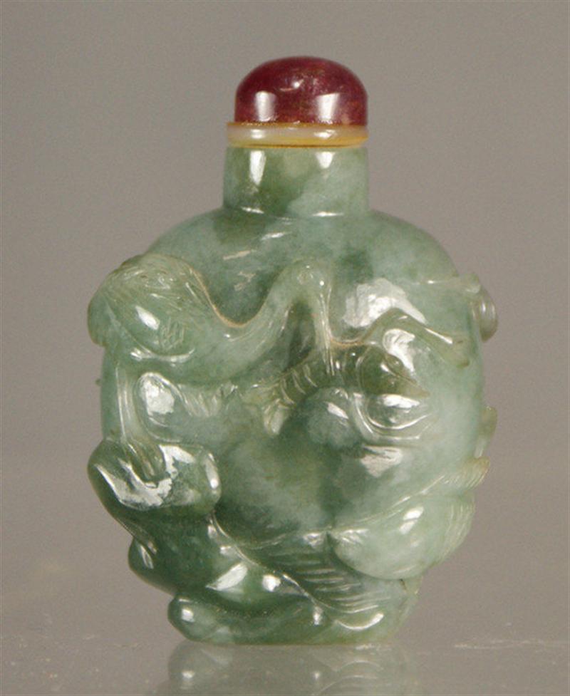 Appraisal: carved green jade snuff bottle with bird catching lobster fish