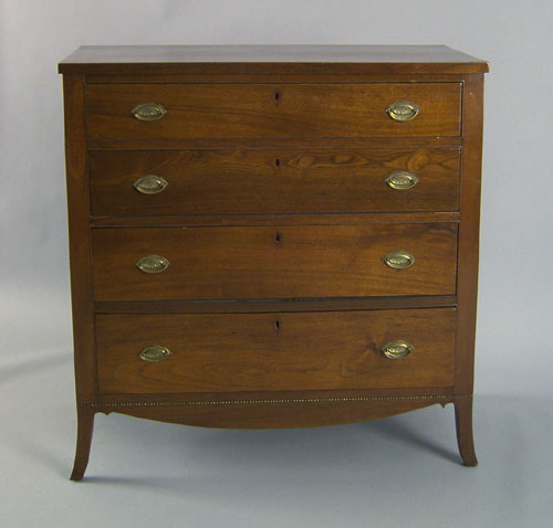 Appraisal: Mid Atlantic Federal walnut chest of drawers ca with graduated