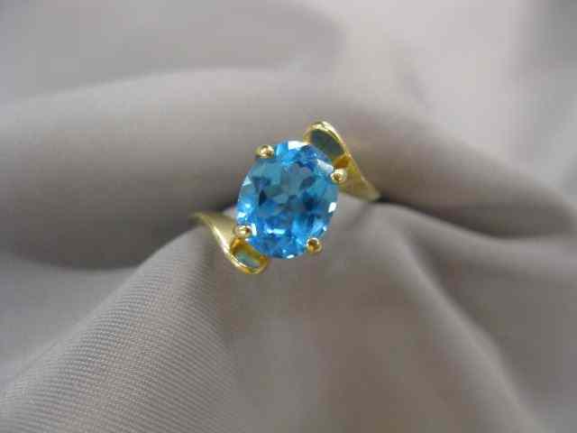 Appraisal: Blue Topaz Ring rich carat oval gem in k yellow