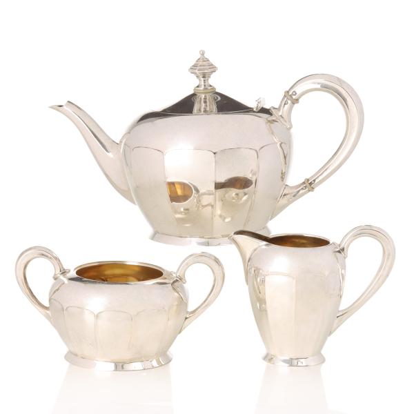 Appraisal: AN EARLY TH C GERMAN SILVER TEA SETThe three piece