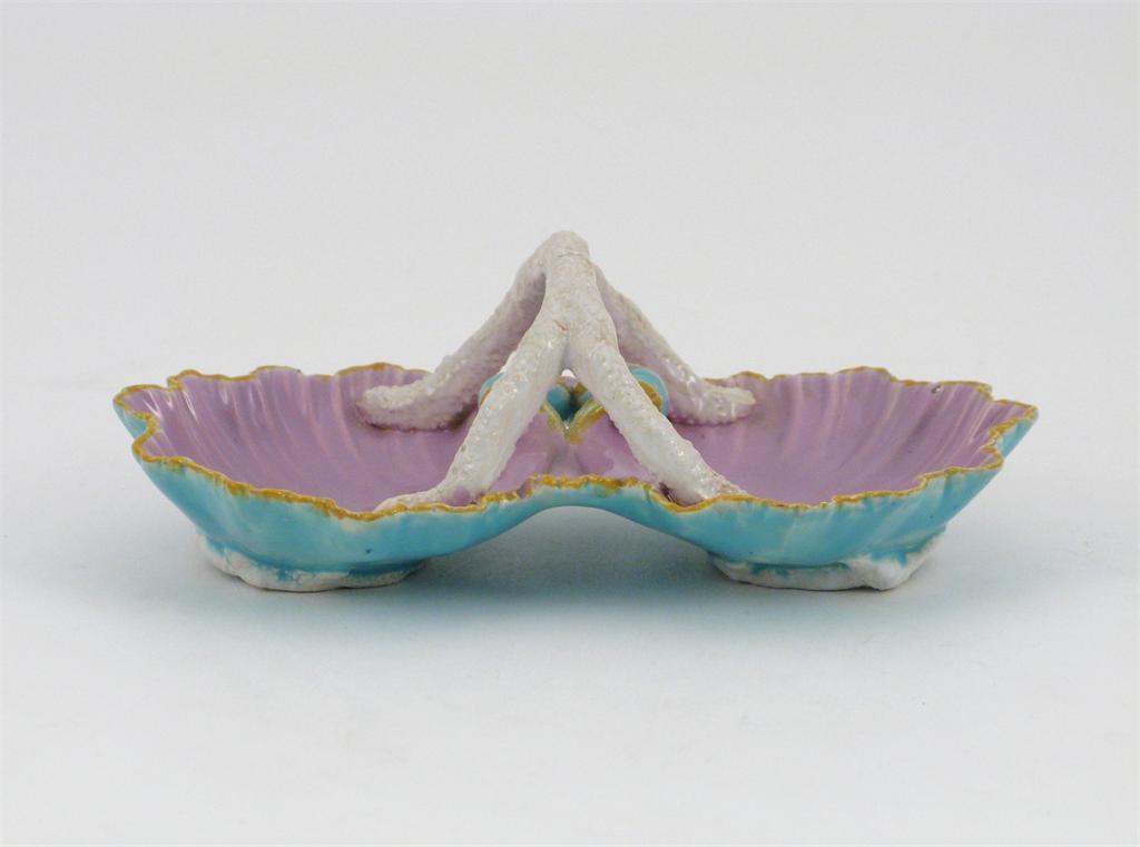 Appraisal: A Majolica sweetmeat dish