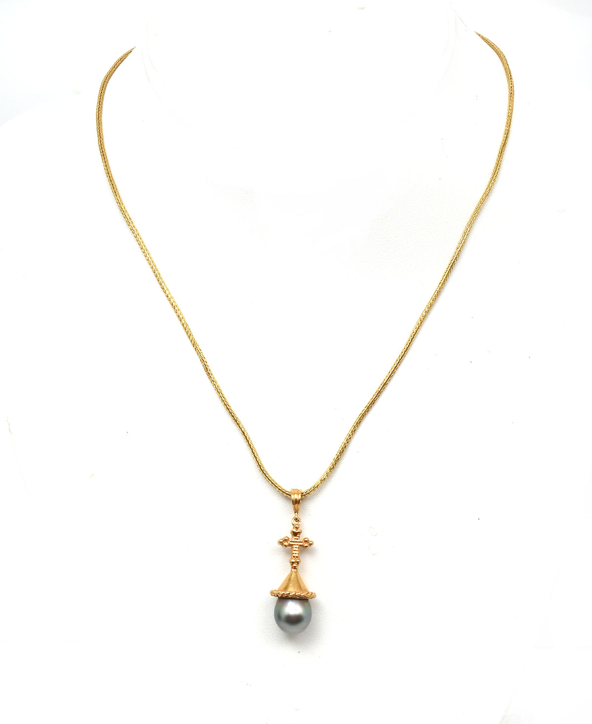 Appraisal: K GREY PEARL ETRUSCAN STYLE NECKLACE mm grey Tahitian pearl