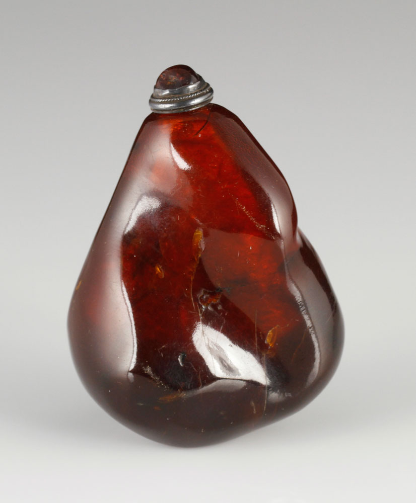 Appraisal: - Chinese Red Amber Snuff Bottle Red amber snuff bottle