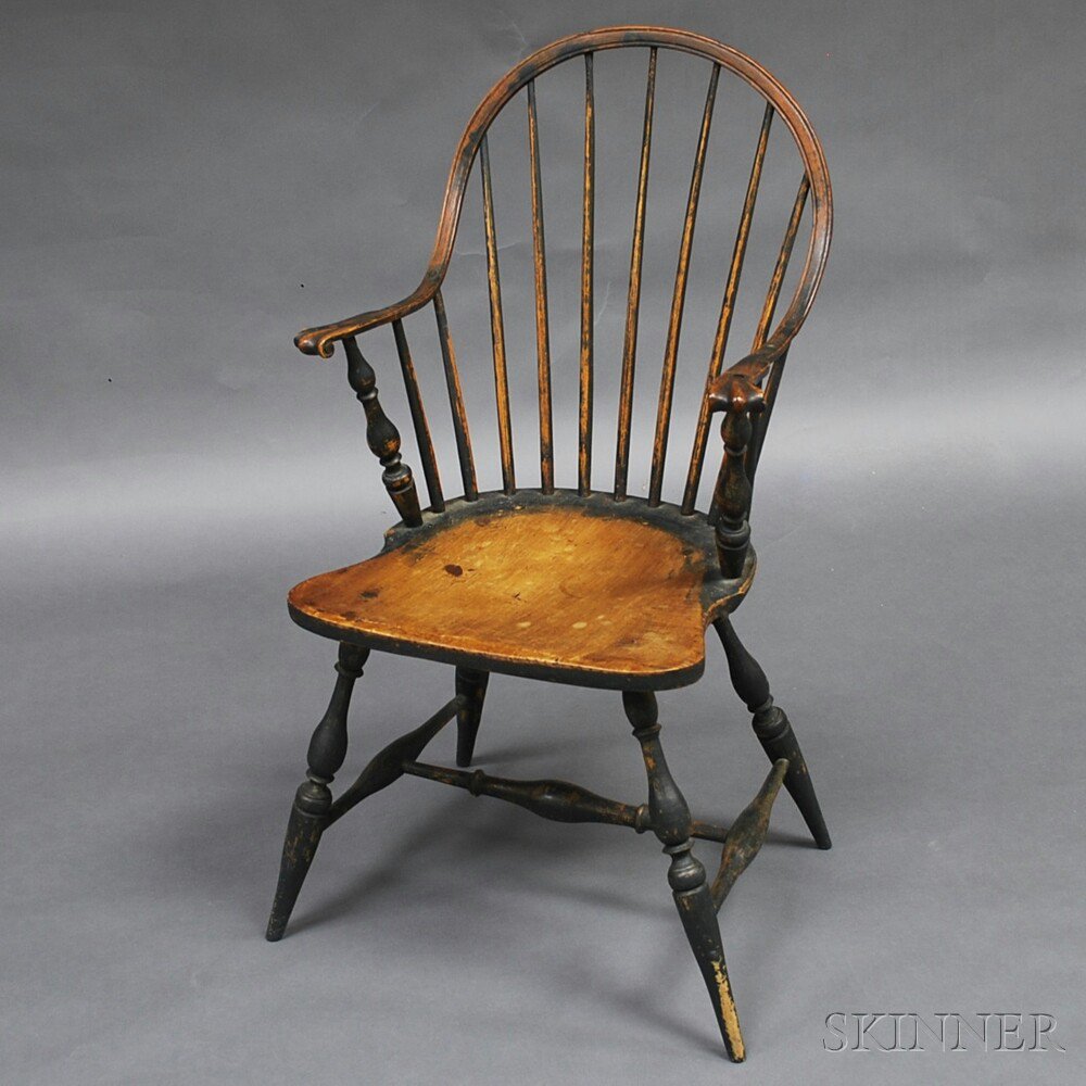 Appraisal: Green-painted Continuous Knuckle-arm Windsor Chair America late th century repair