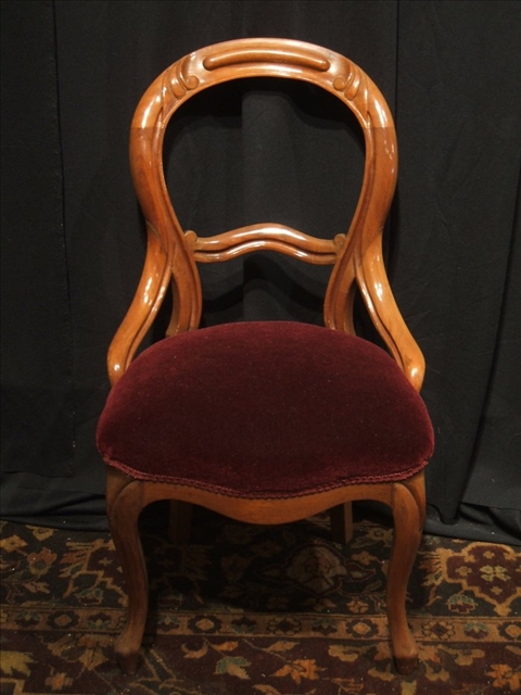 Appraisal: SET OF SIX VICTORIAN WALNUT SIDE CHAIRS Mid th century