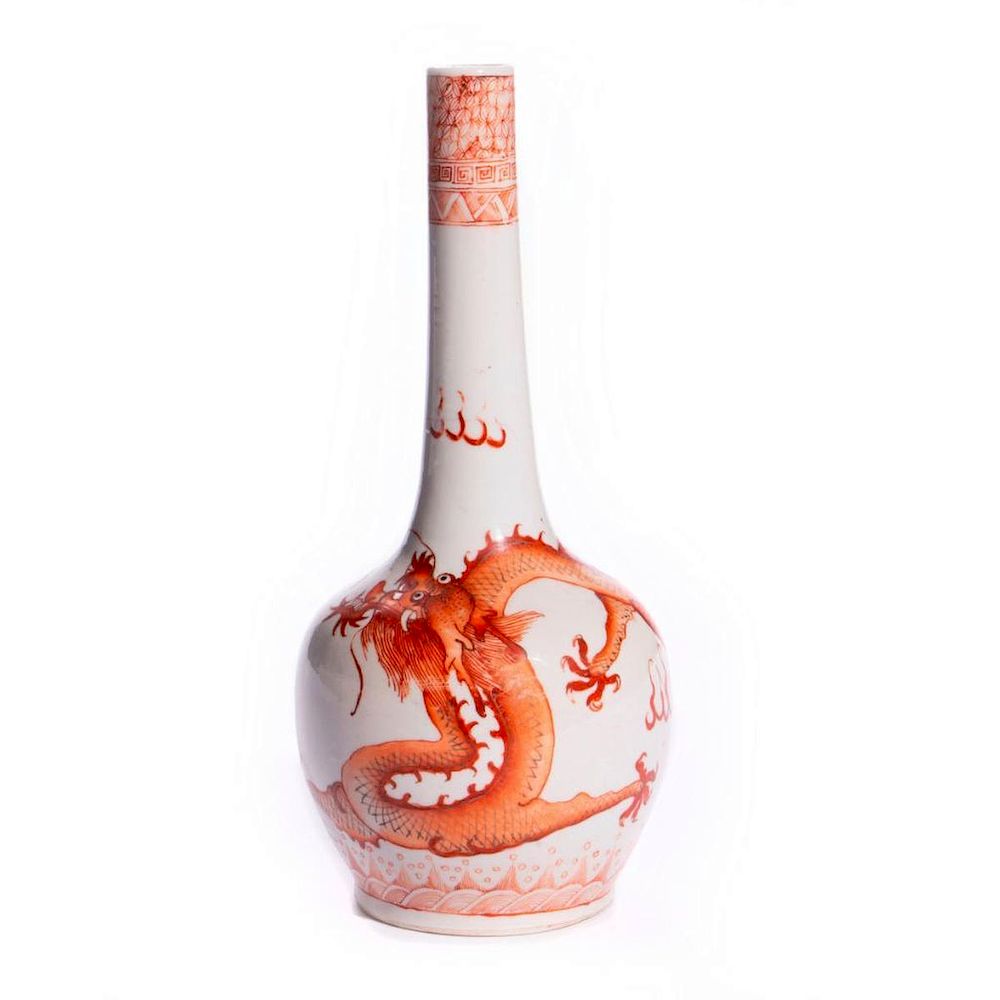 Appraisal: Chinese dragon vase A th century Chinese famille rouge vase