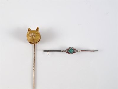 Appraisal: A gold fox mask stick pin And a bar brooch