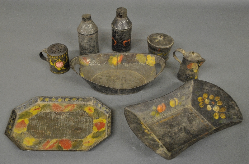 Appraisal: - Eight pieces of th c tin Toleware to incl