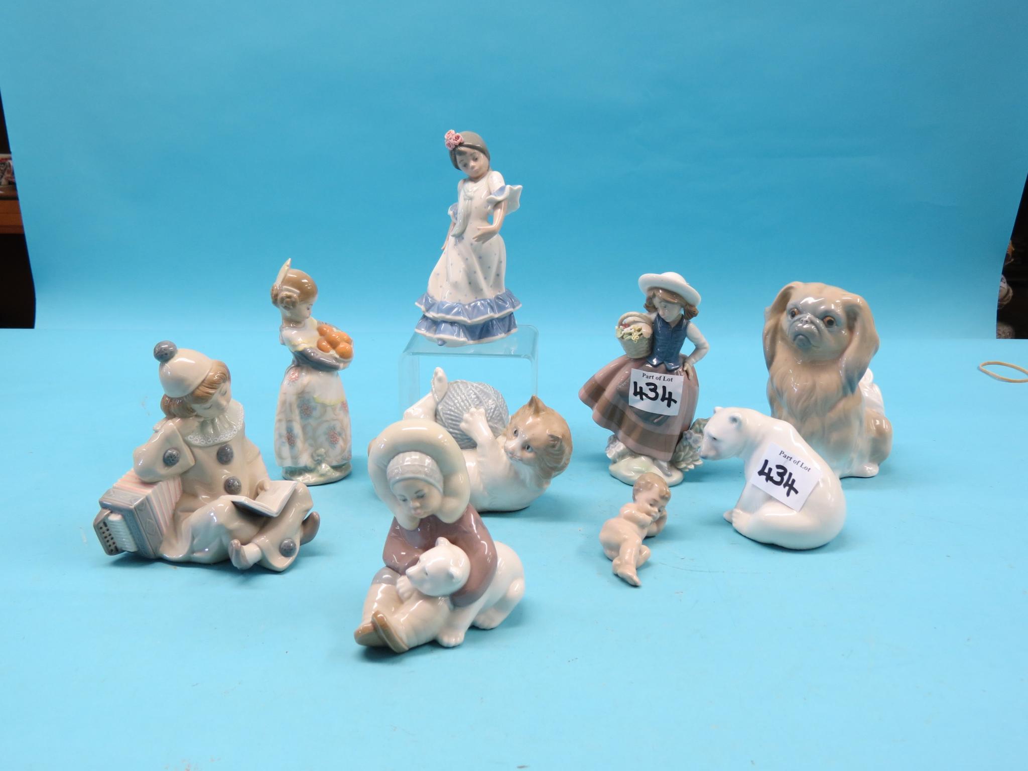 Appraisal: Lladro and Nao including five Lladro girls