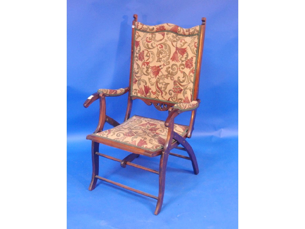 Appraisal: A folding armchair