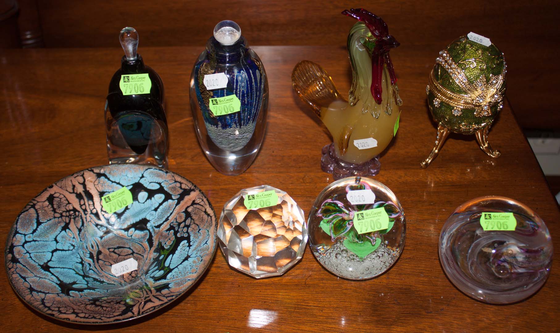 Appraisal: Assorted decorative items including glass paperweights art glass bowl and