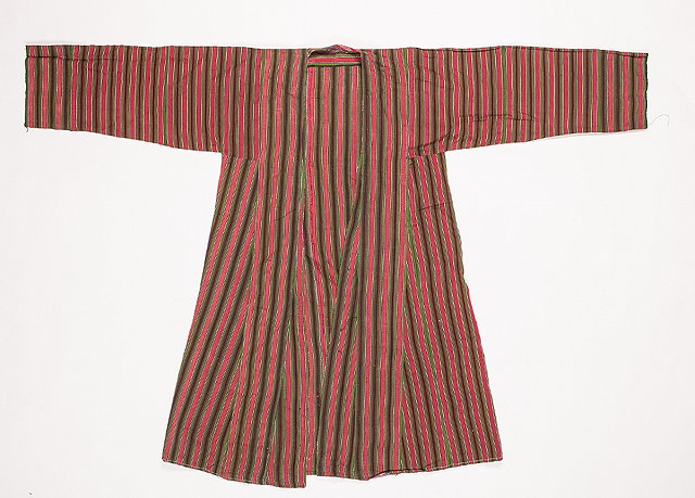 Appraisal: A CENTRAL ASIAN CHAPAN with vertical red and green and