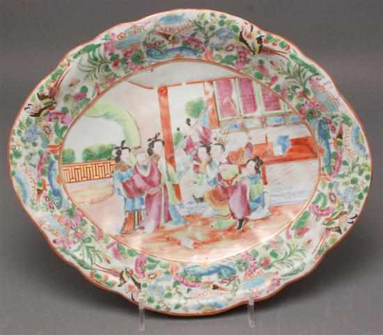 Appraisal: Chinese Export Rose Mandarin porcelain serving dish circa lobed form