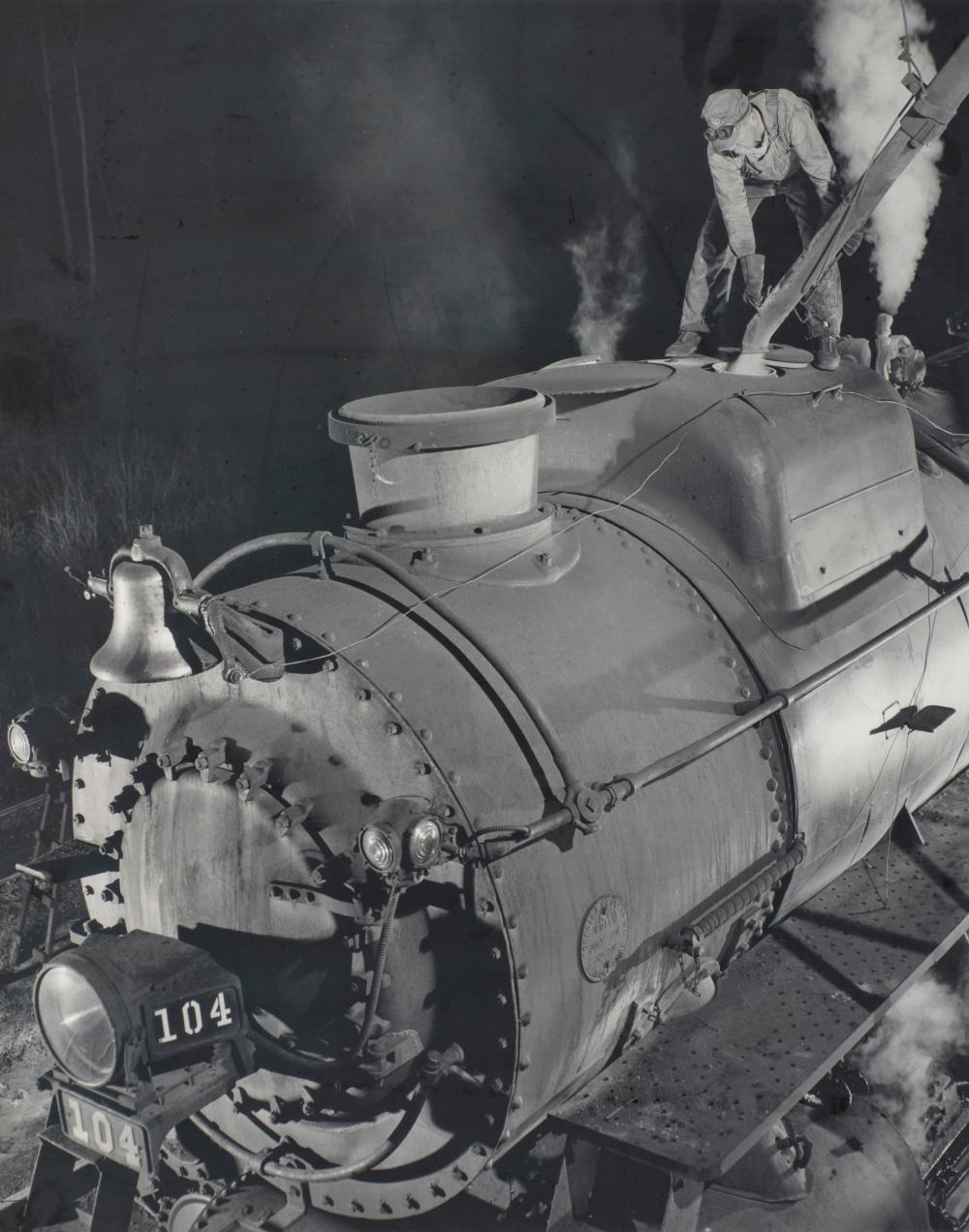 Appraisal: O WINSTON LINK American - Filling Locomotive with Sand gelatin