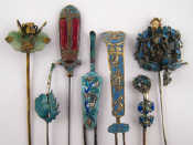 Appraisal: A mixed lot of Chinese and Oriental hat pins including