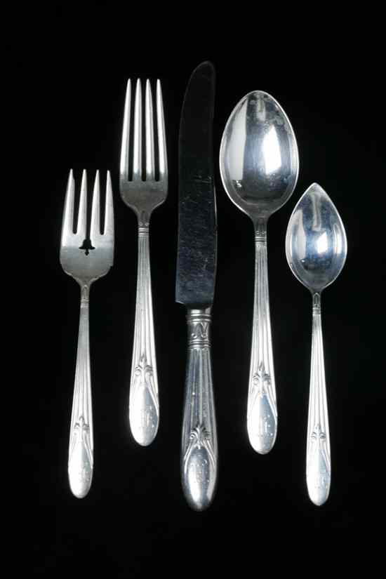 Appraisal: -PIECE MANCHESTER STERLING SILVER FLATWARE SERVICE ''Colonnade'' pattern Service for