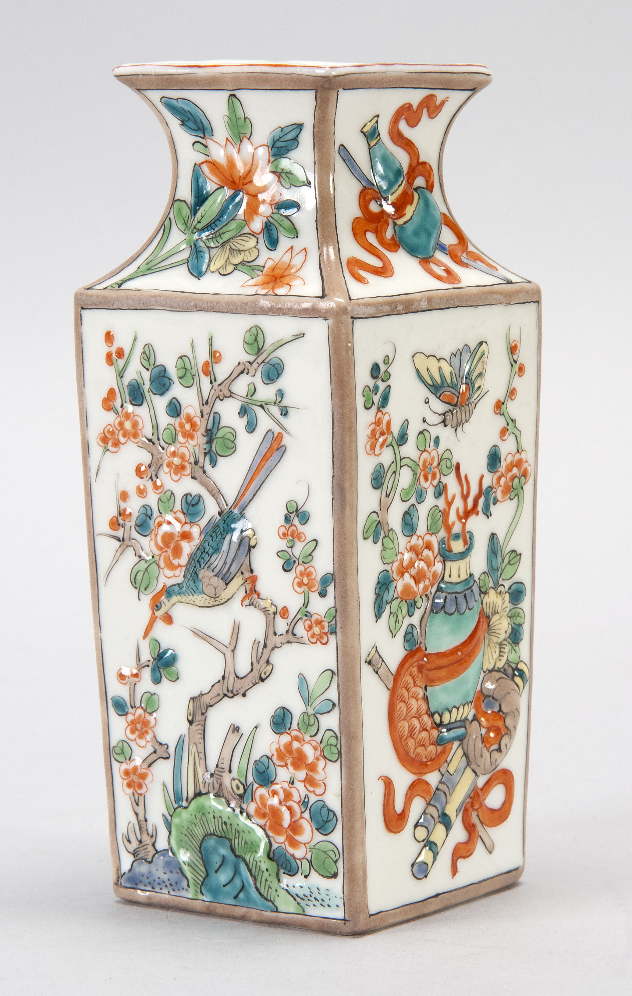 Appraisal: SAMSON PORCELAIN VASE Circa After a Chinese example with relief