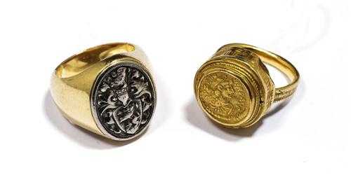 Appraisal: LOT OF GOLD RINGS th century and ca respectively Yellow