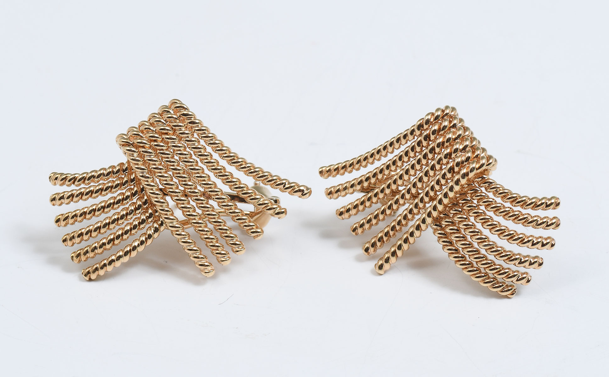 Appraisal: K SCHLUMBERGER FOR TIFFANY CO ROPE 'V' EARRINGS Iconic vintage