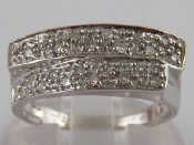 Appraisal: A carat white gold diamond ring approx mm wide size