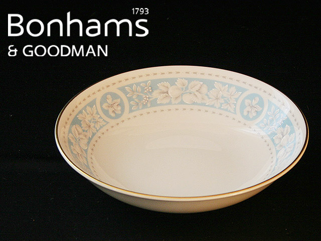 Appraisal: A Wedgwood part dinner service in Charisma pattern by Susie