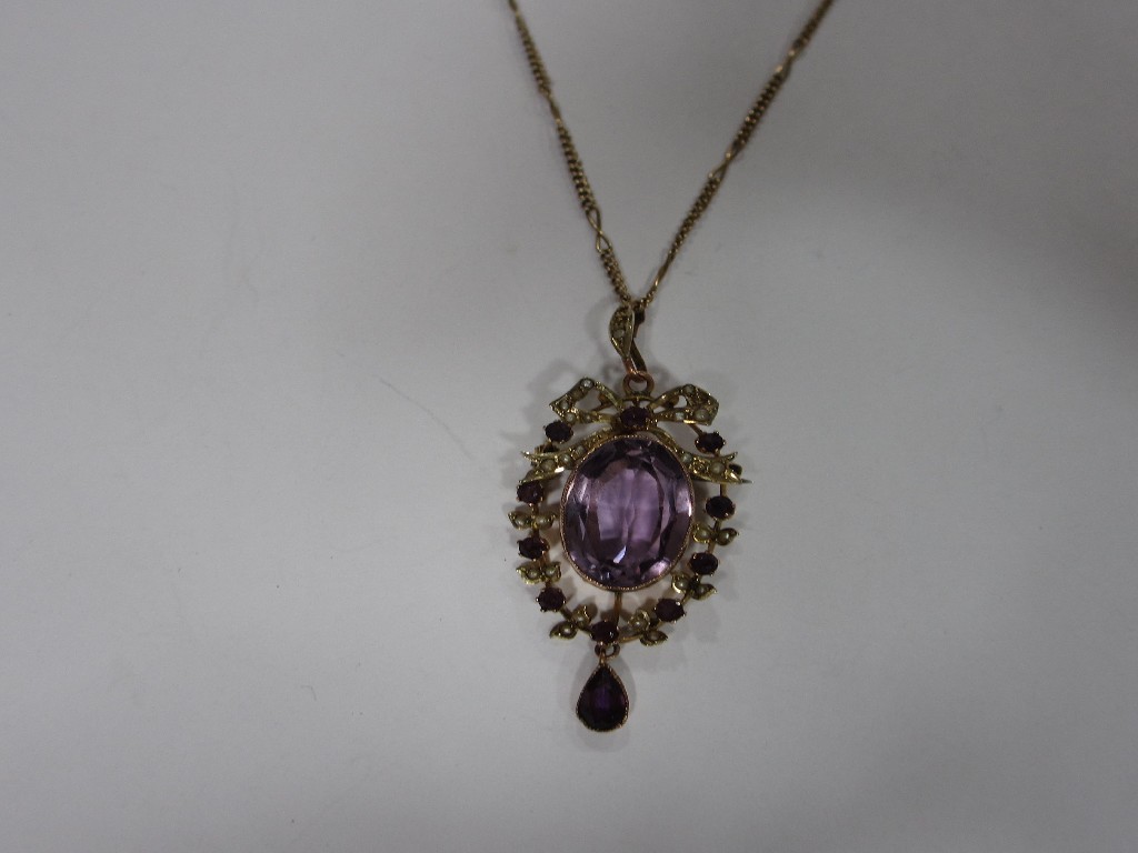 Appraisal: An Edwardian ct gold amethyst and seed pearl set pendant