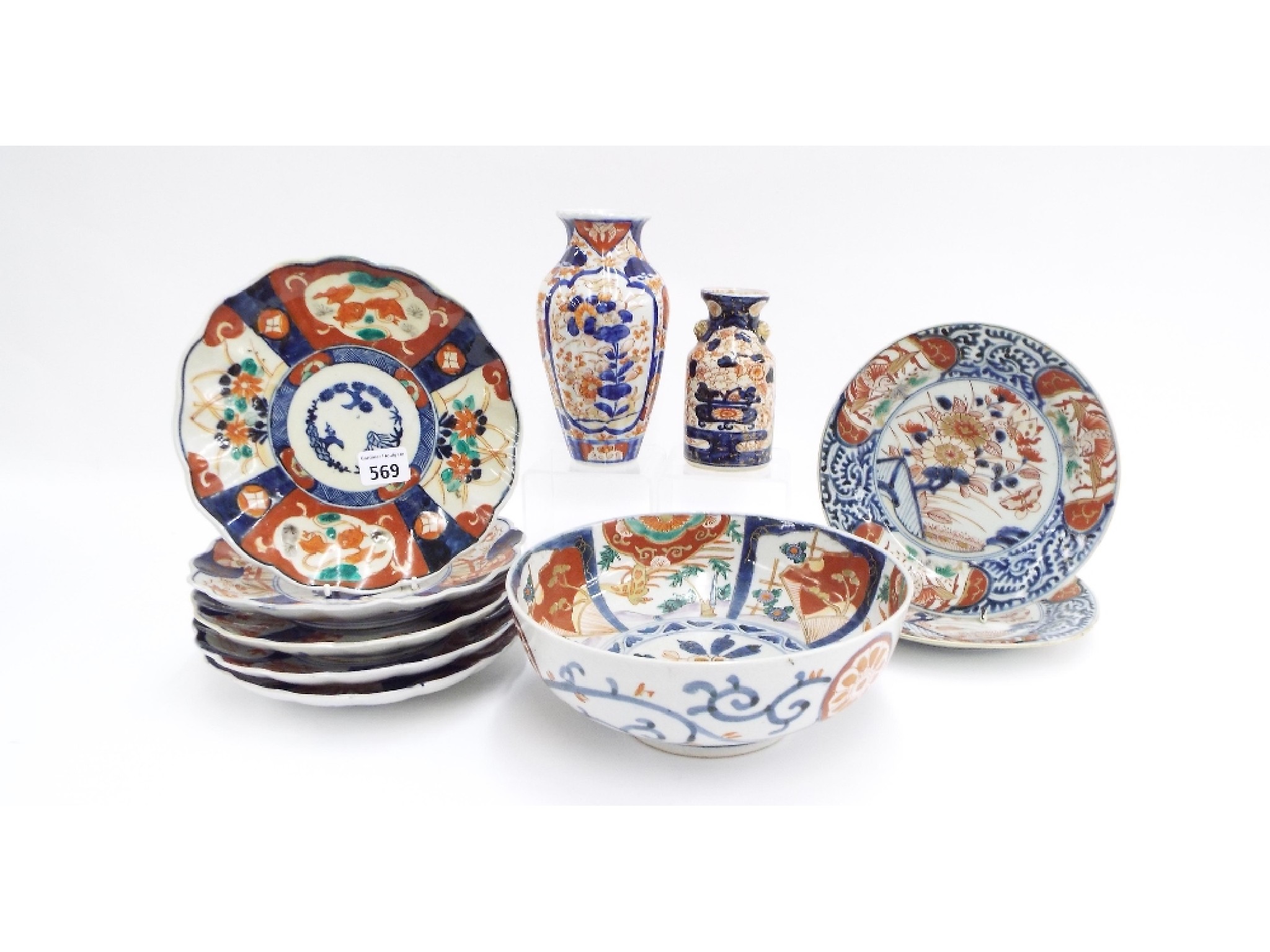 Appraisal: Collection of Japanese Imari porcelain to include seven plates pedestal