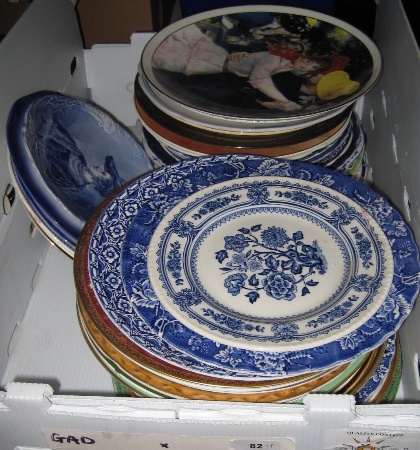 Appraisal: Tray of Various Plates comprising Royal Doulton Seriesware Plate Depicting