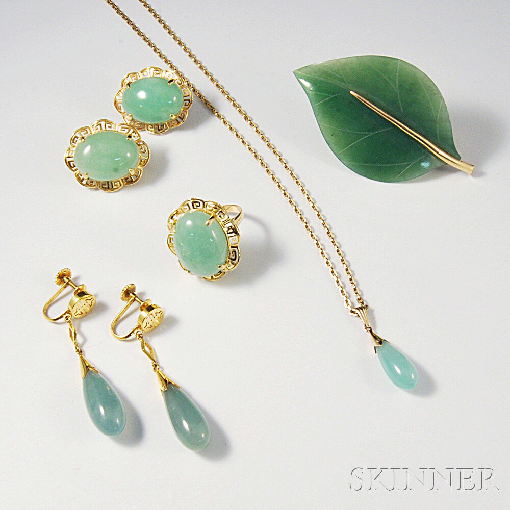 Appraisal: Group of kt Gold and Jade Jewelry a Gump's leaf-form