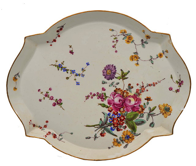 Appraisal: AN EARLY TH CENTURY PORCELAIN TRAY with hand painted floral